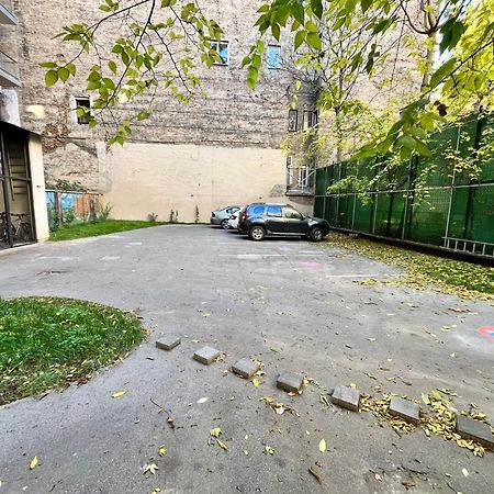 Best Seasons La Famiglia Budapest Exterior photo